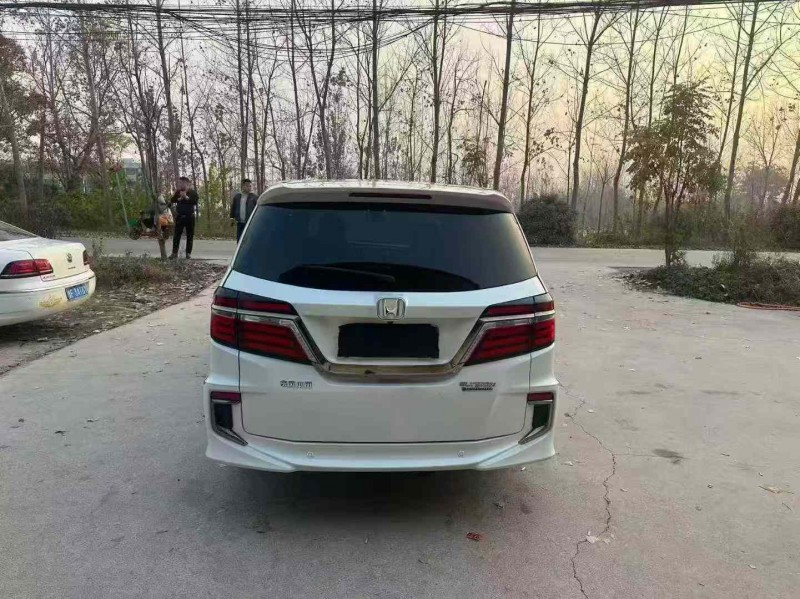 徐州20年本田艾力绅9