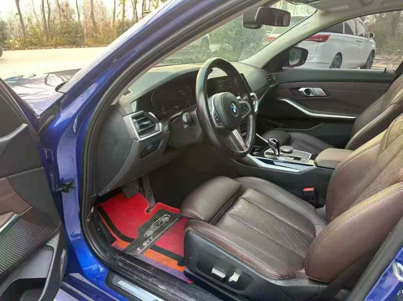 徐州21年宝马3系6