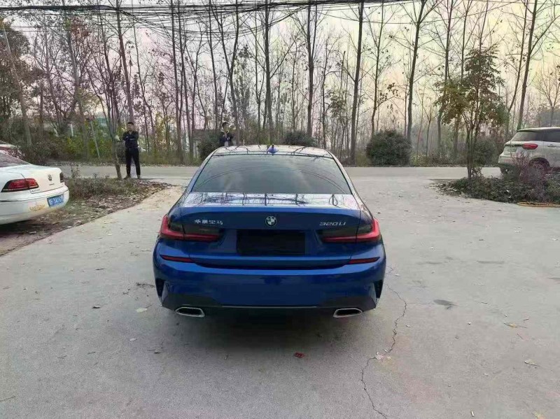徐州21年宝马3系9