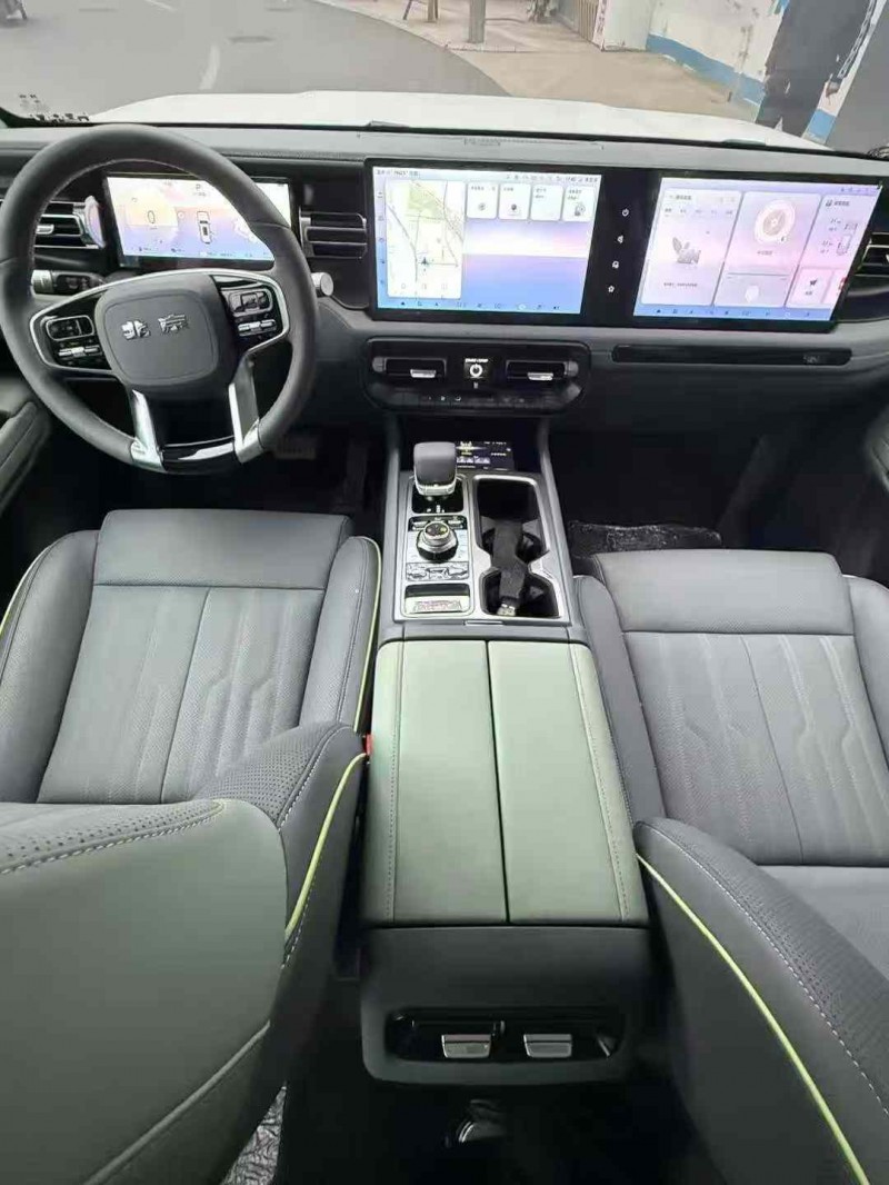 成都25年北京BJ405