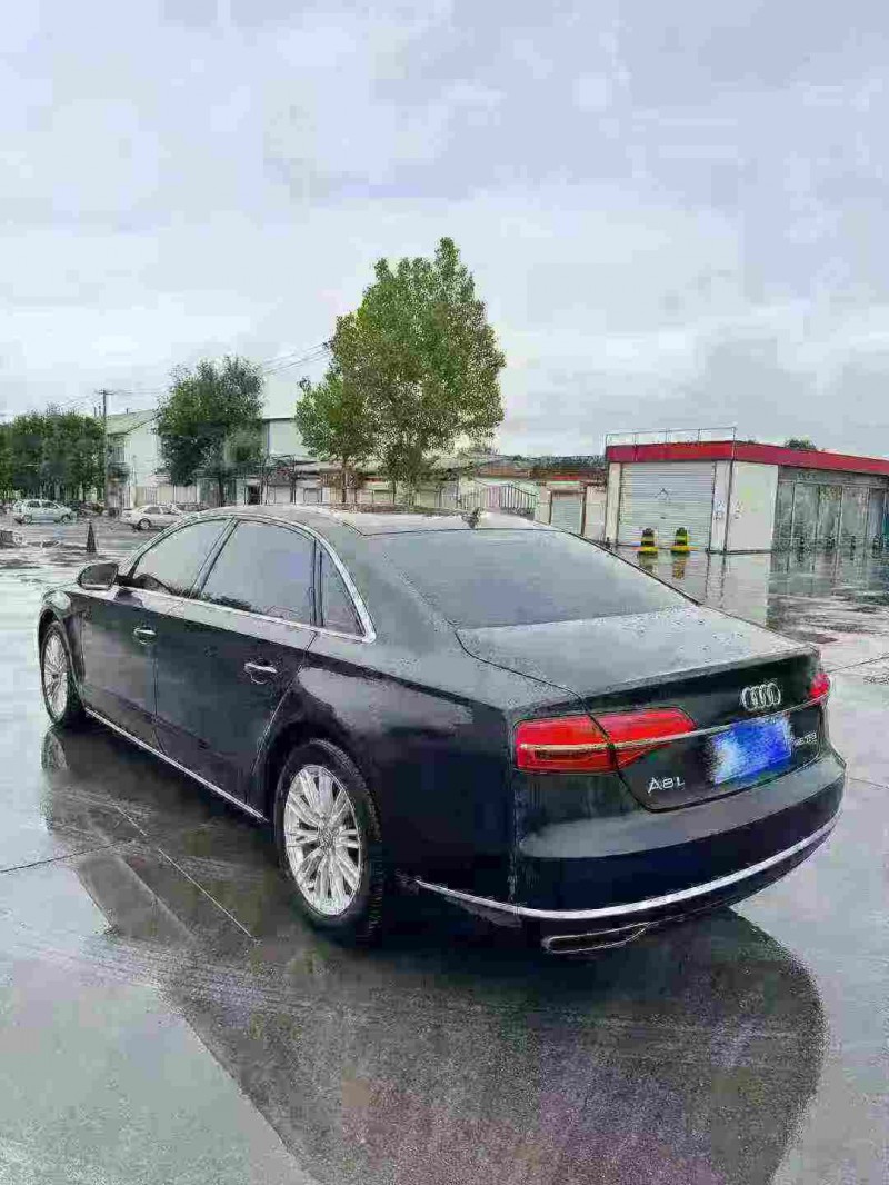 滨州15年奥迪A8L7