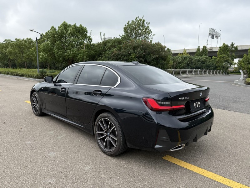 盐城23年宝马3系8