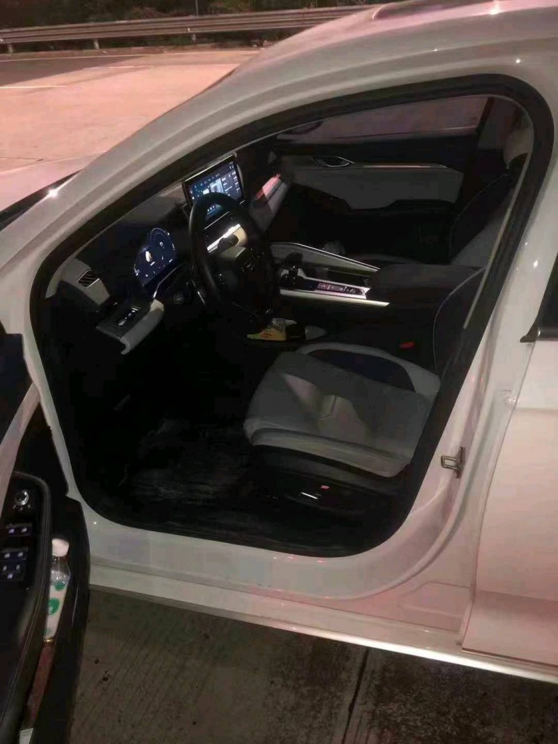 广州22年吉利星瑞3