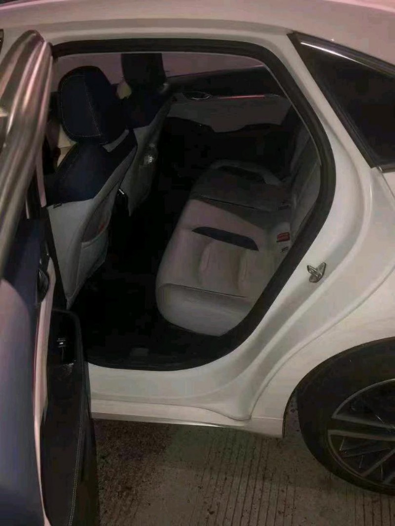 广州22年吉利星瑞4