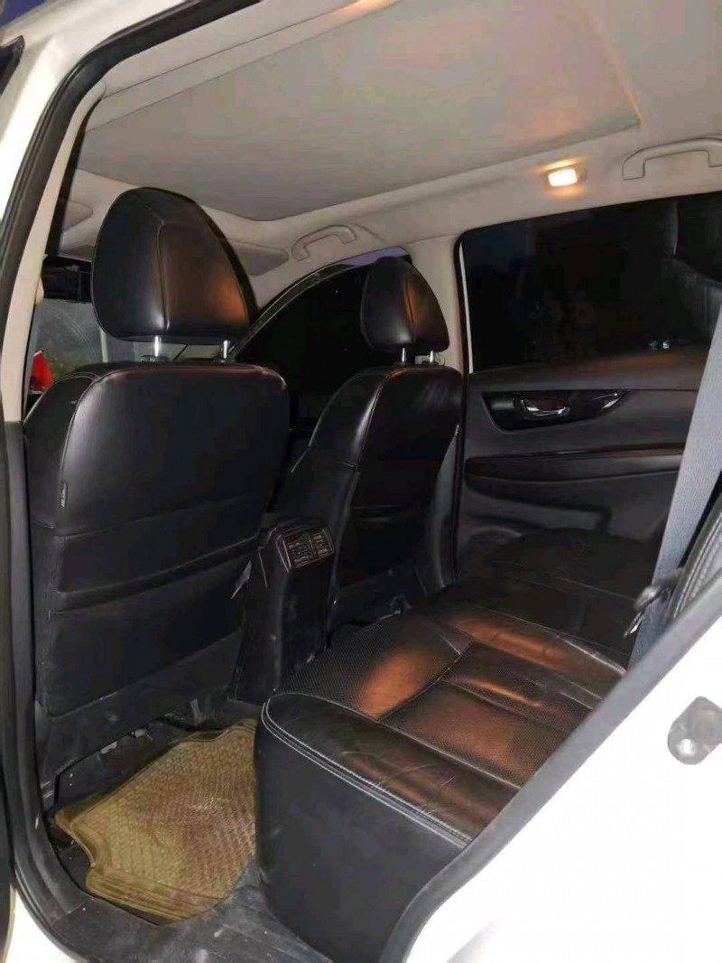 广州19年日产奇骏3