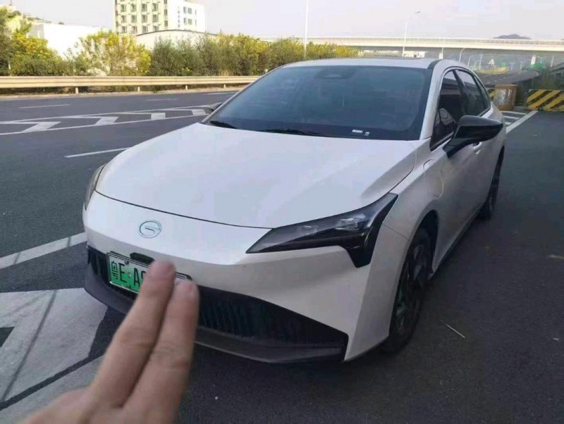 广州25年传祺埃安S4