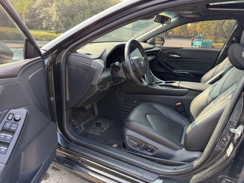 盐城22年丰田亚洲龙5