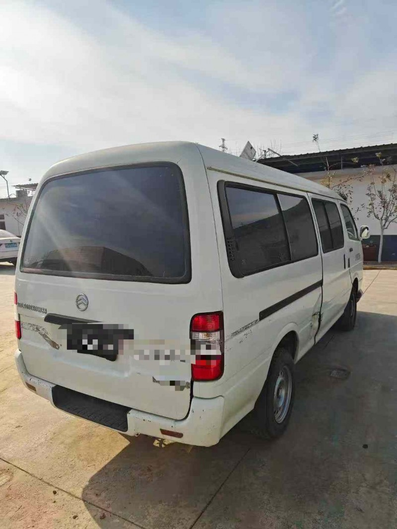 临沂22年华晨海狮7