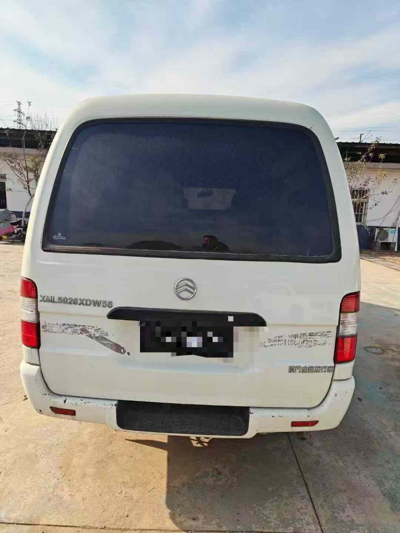 临沂22年华晨海狮9