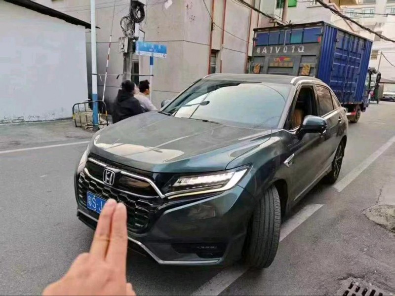 广州23年本田URV1