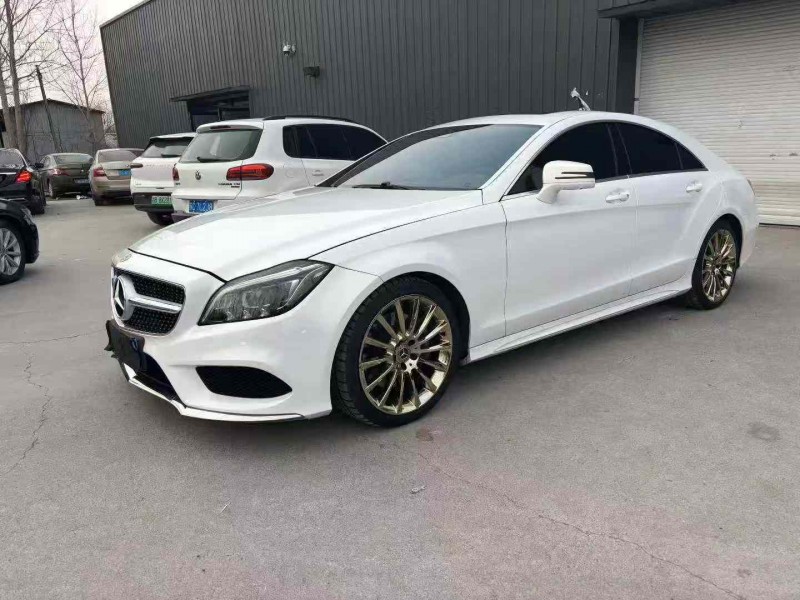 徐州17年奔驰CLS3