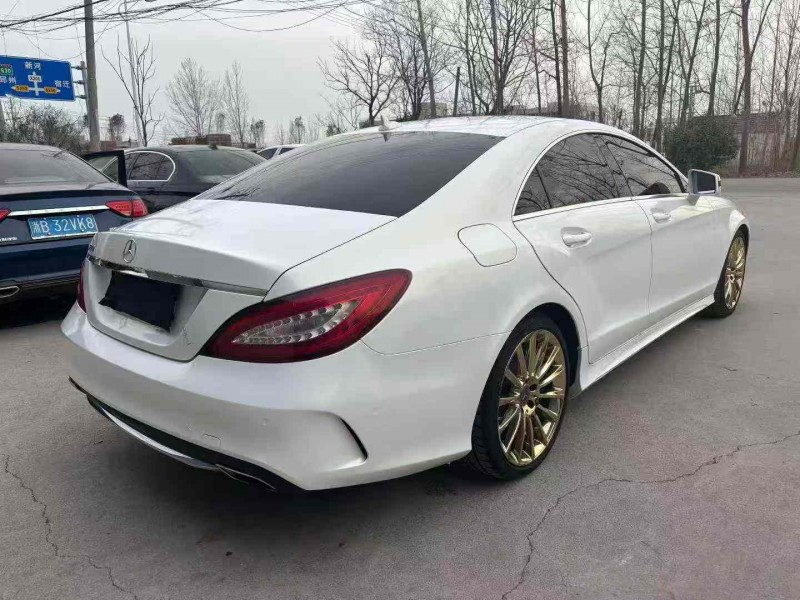 徐州17年奔驰CLS8