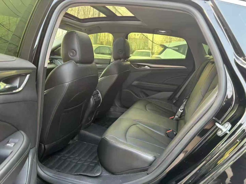 徐州22年别克君威5