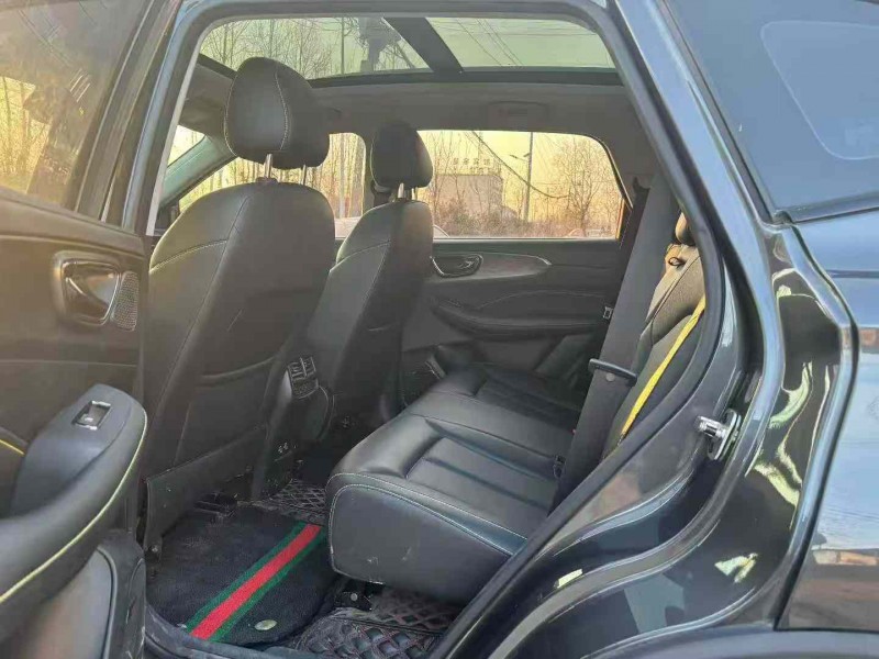 徐州22年荣威RX54