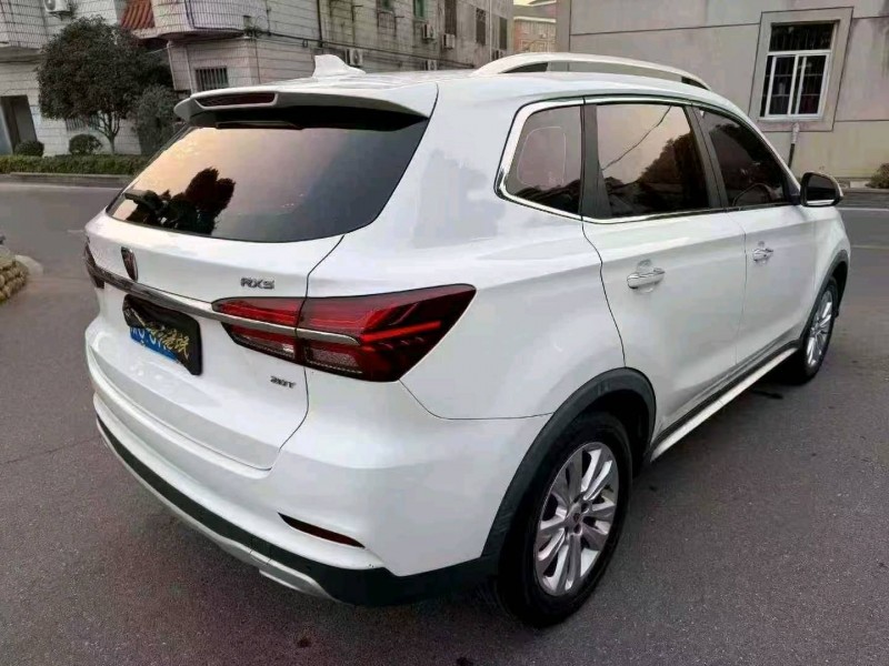 金华18年荣威RX55