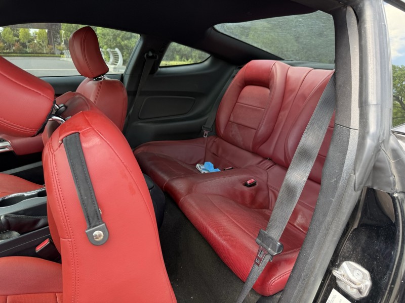 盐城17年福特野马4