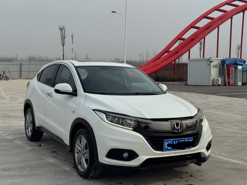 新乡21年本田缤智3