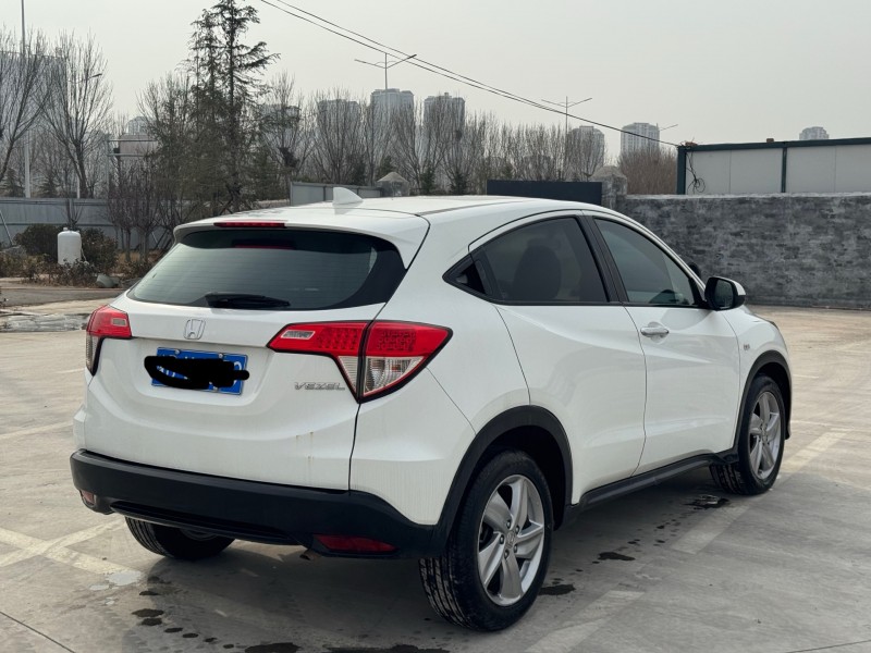 新乡21年本田缤智6