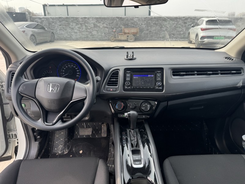 新乡21年本田缤智7