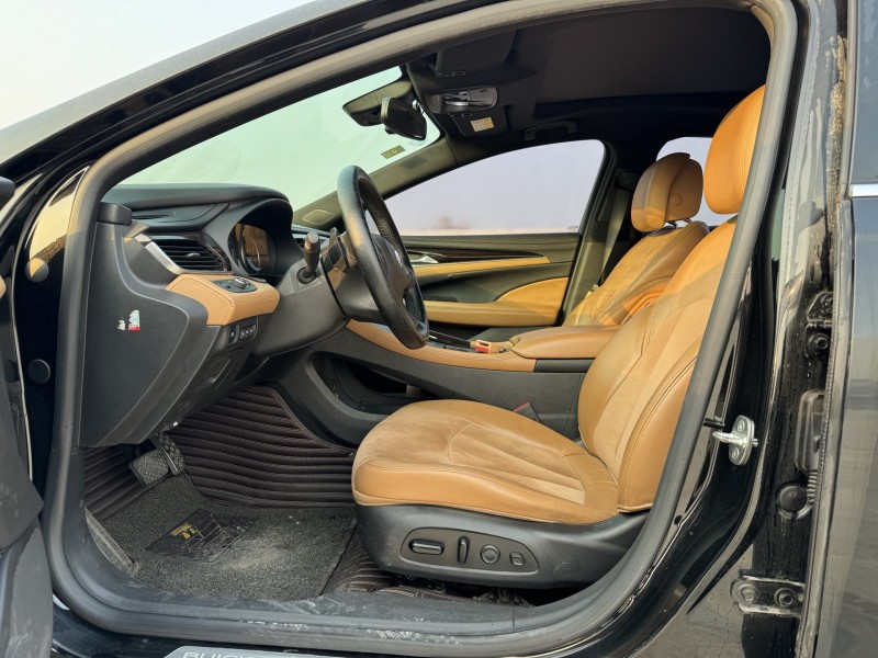 新乡16年别克君越4