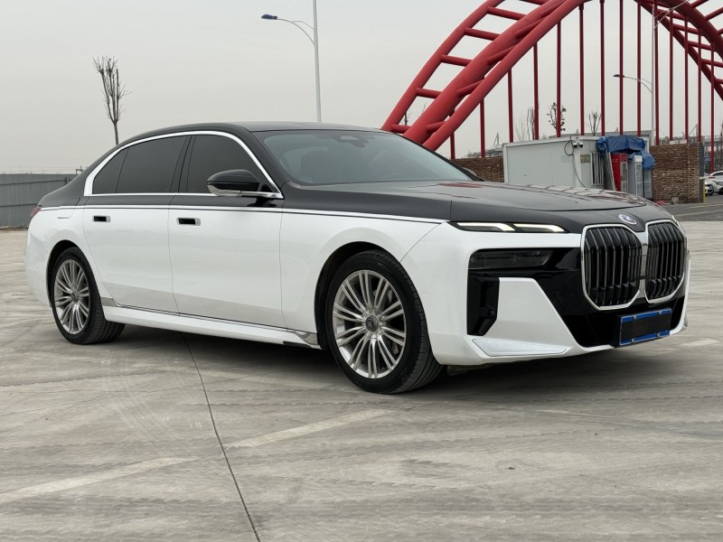 新乡23年宝马7系4