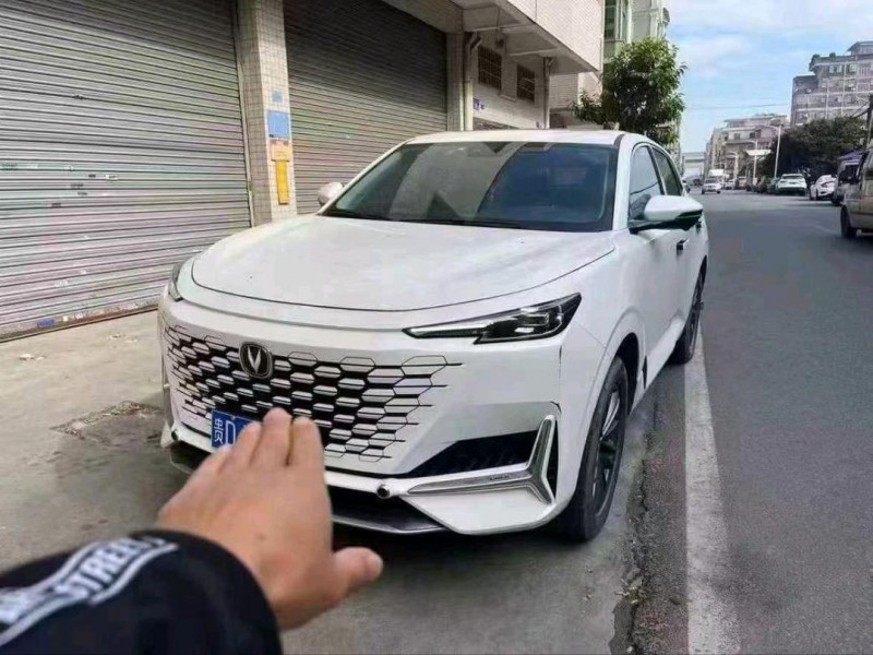 广州23年长安汽车UNI1