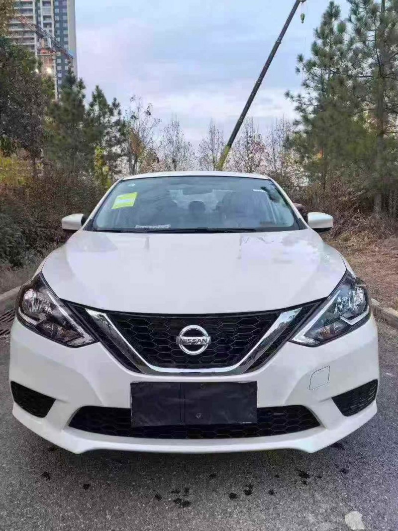 宜昌24年日产轩逸1