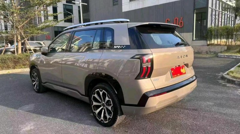 广州25年传祺埃安Y7