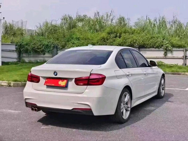 广州17年宝马3系8
