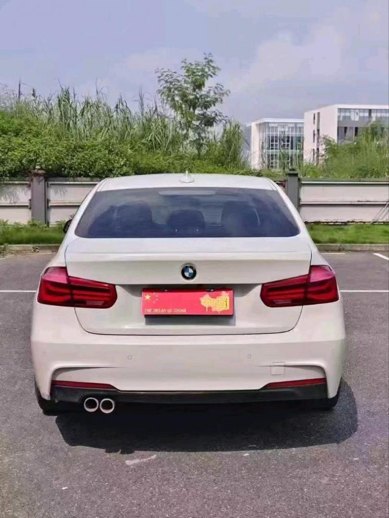 广州17年宝马3系9