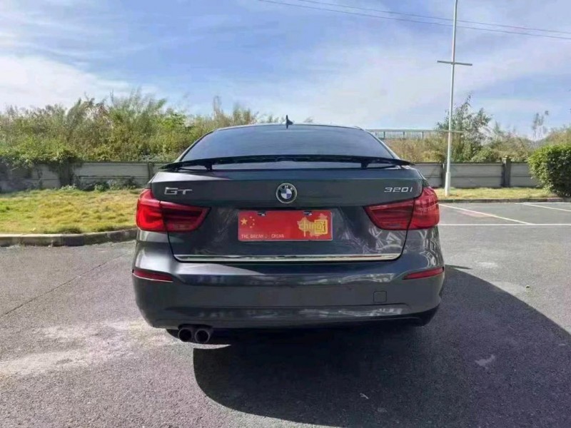 广州19年宝马3系7