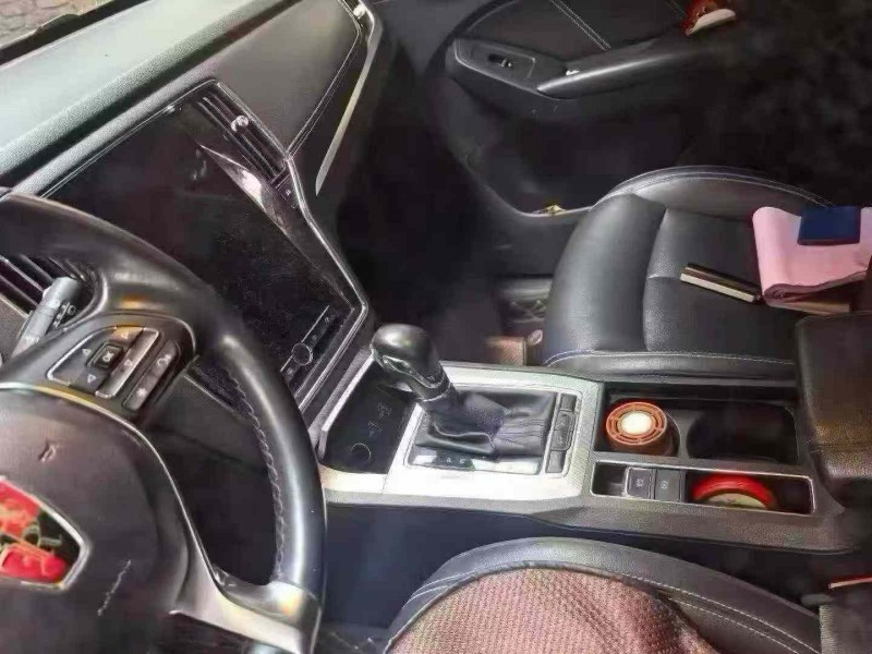 临沂19年荣威RX58