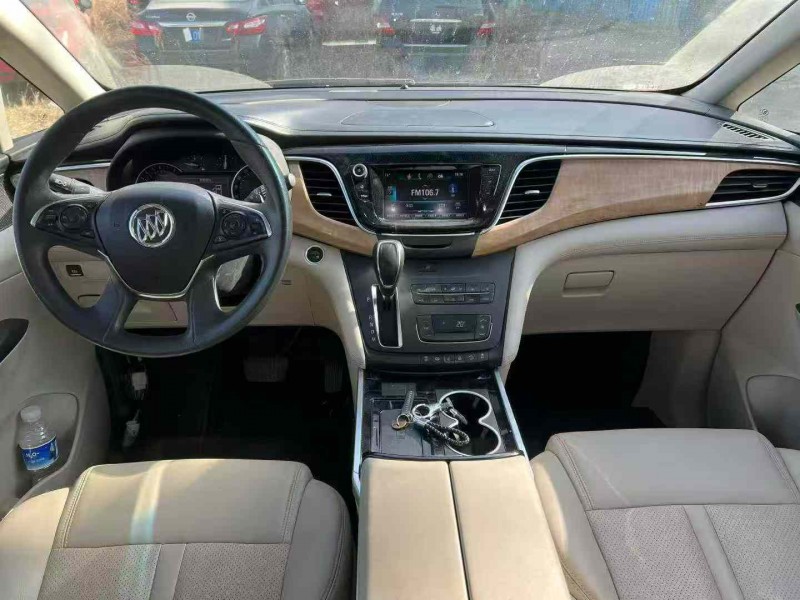 临沂18年别克GL86