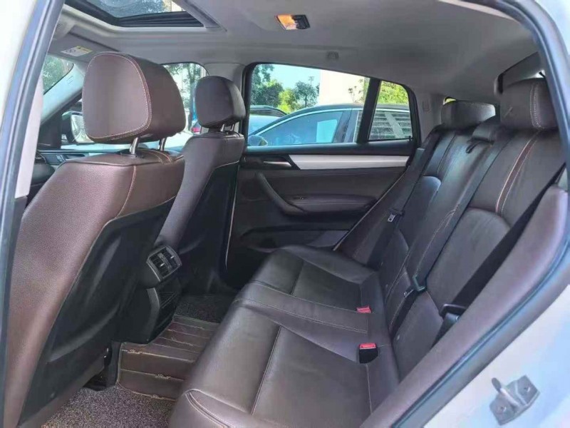 广州18年宝马X44