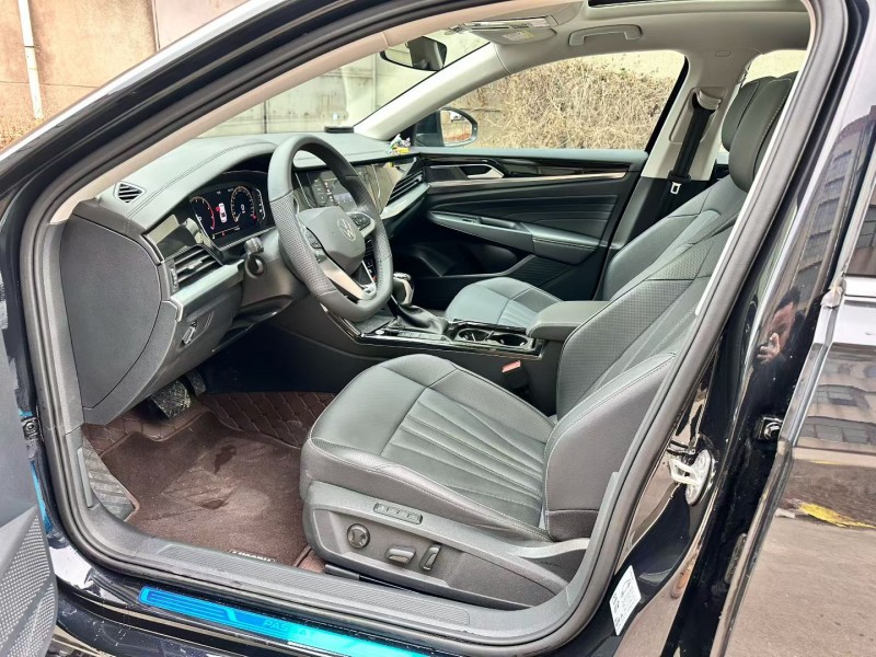 济南25年大众帕萨特4