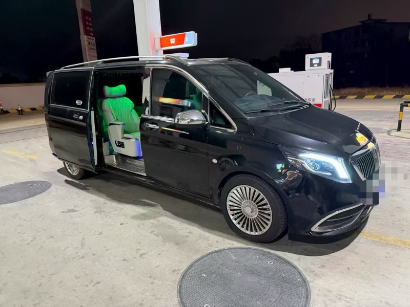 南昌17年奔驰威霆3