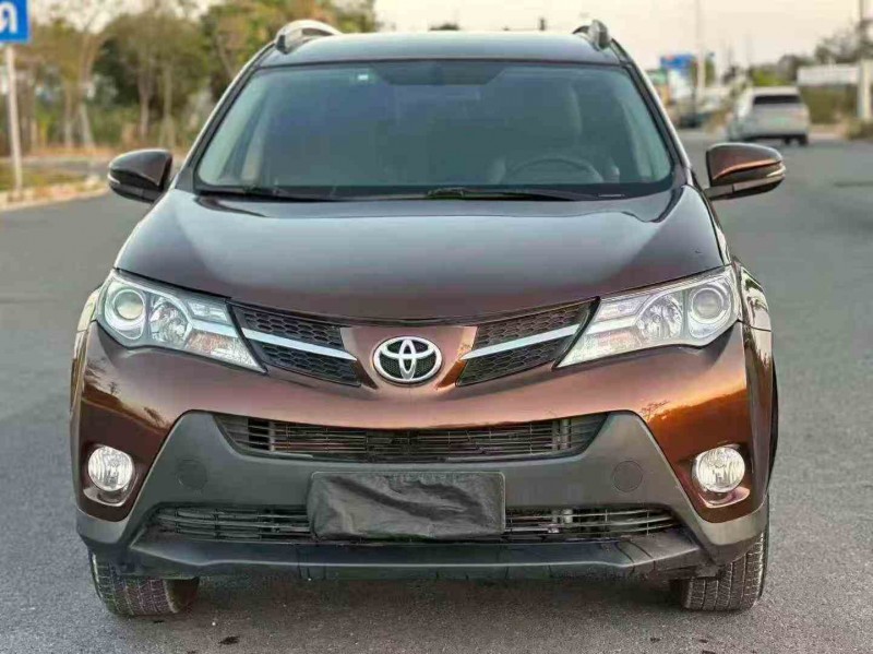 深圳14年丰田RAV4荣放1