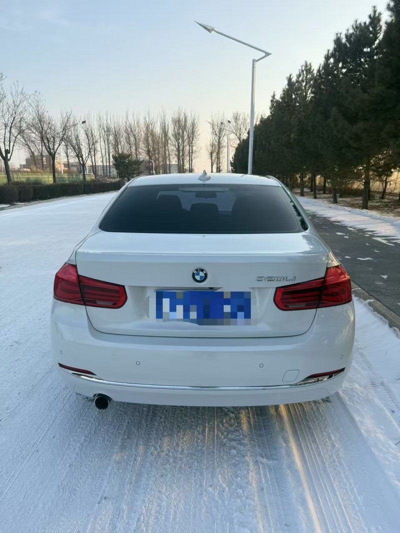 呼和浩特16年宝马3系8