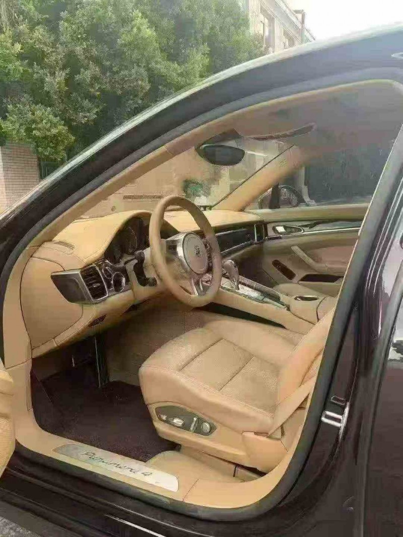 三明14年保时捷帕拉梅拉4