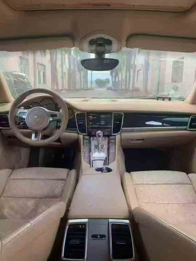 三明14年保时捷帕拉梅拉7