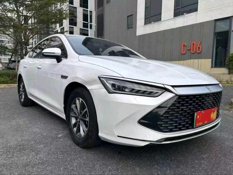 广州24年比亚迪秦2