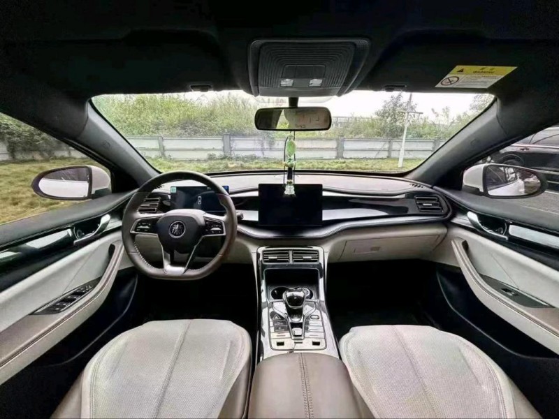 广州24年比亚迪秦4