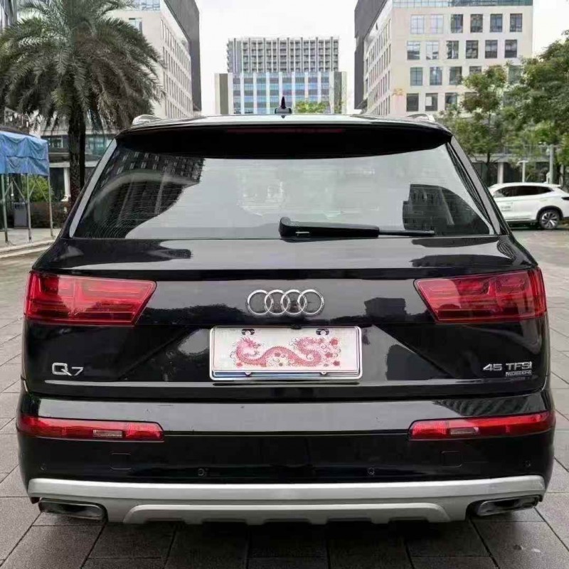 佛山19年奥迪Q78