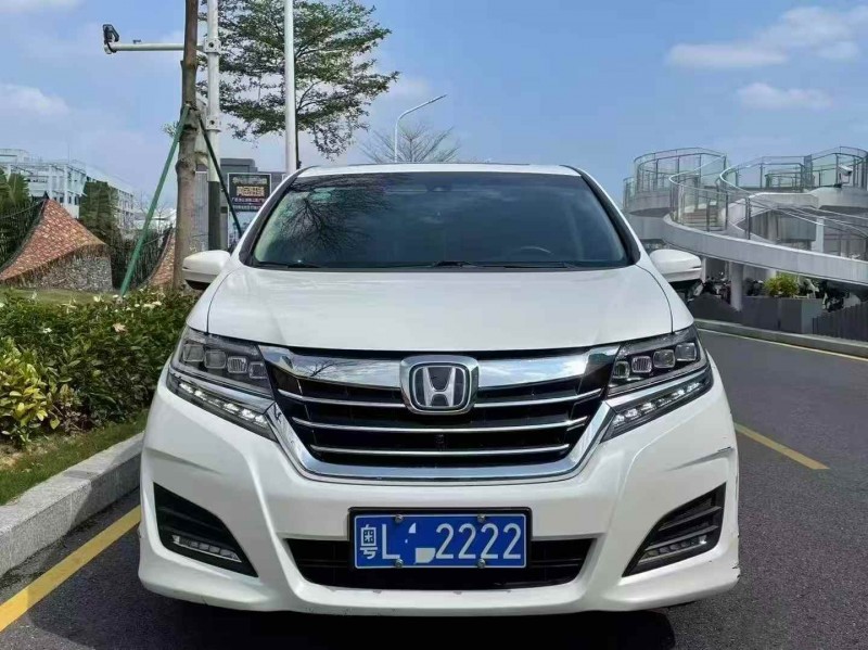 深圳18年本田艾力绅1