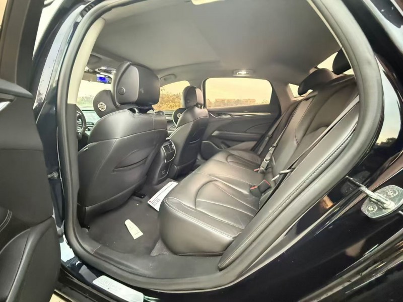 长沙20年别克君越5