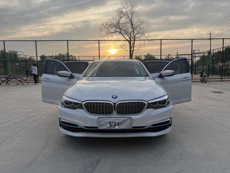 徐州20年宝马5系8