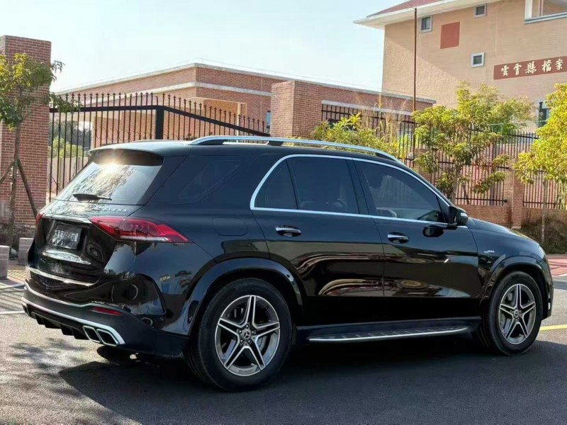 广州22年奔驰GLE8