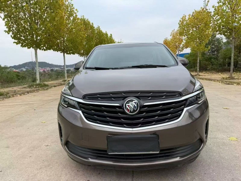 长沙21年别克GL81