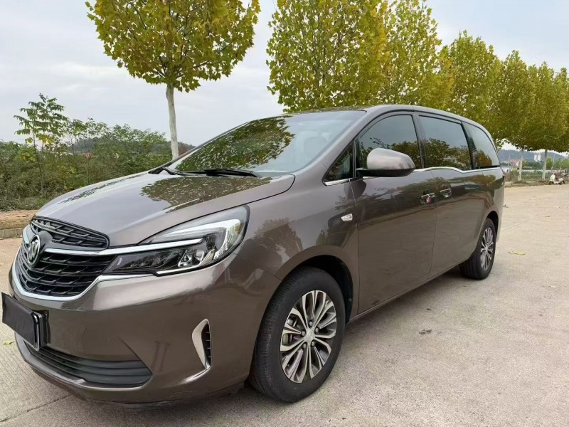 长沙21年别克GL82