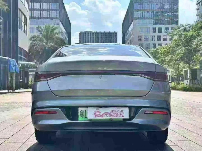 佛山22年比亚迪秦9